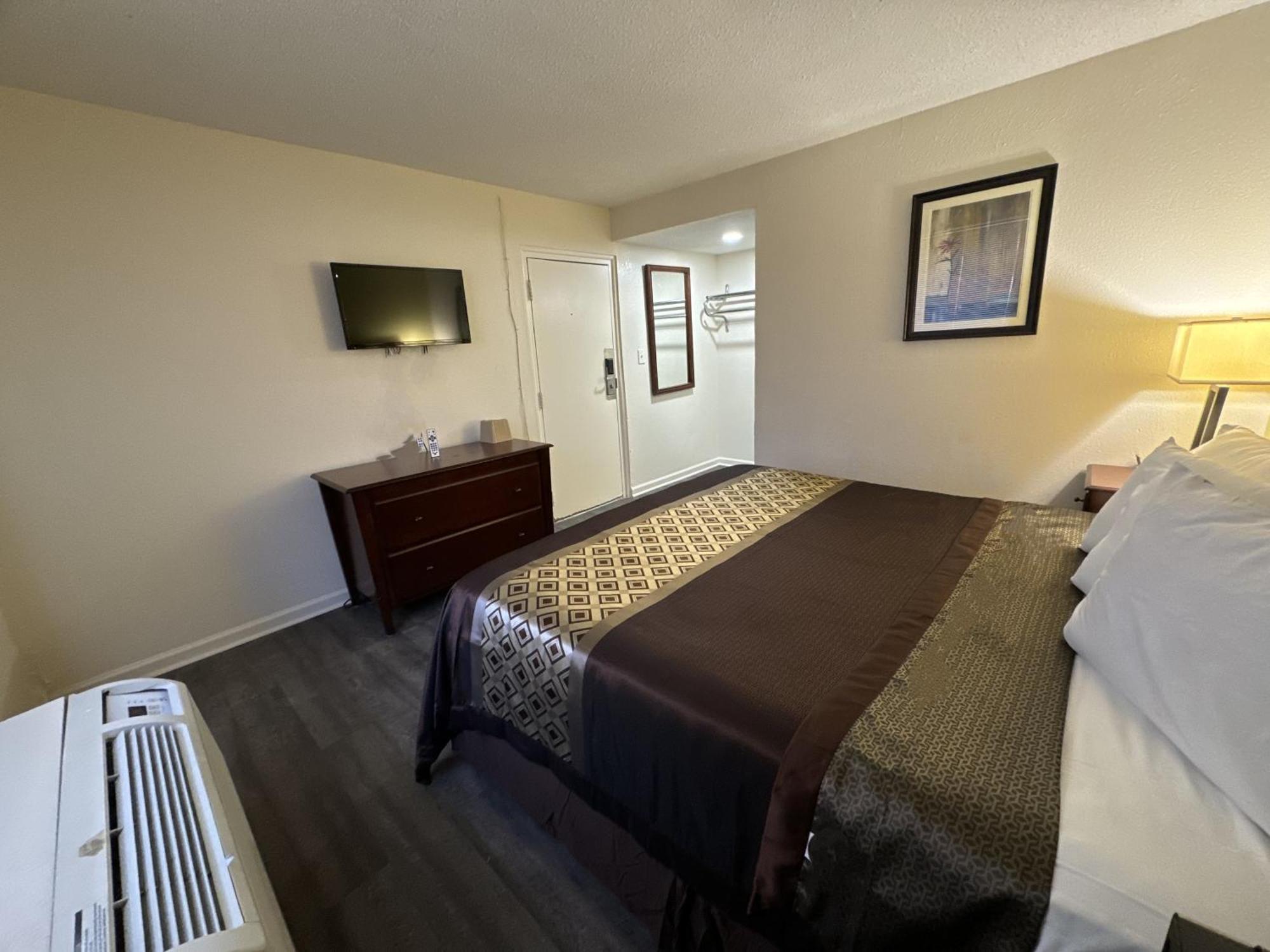 James River Inn & Suites Newport News Exterior foto